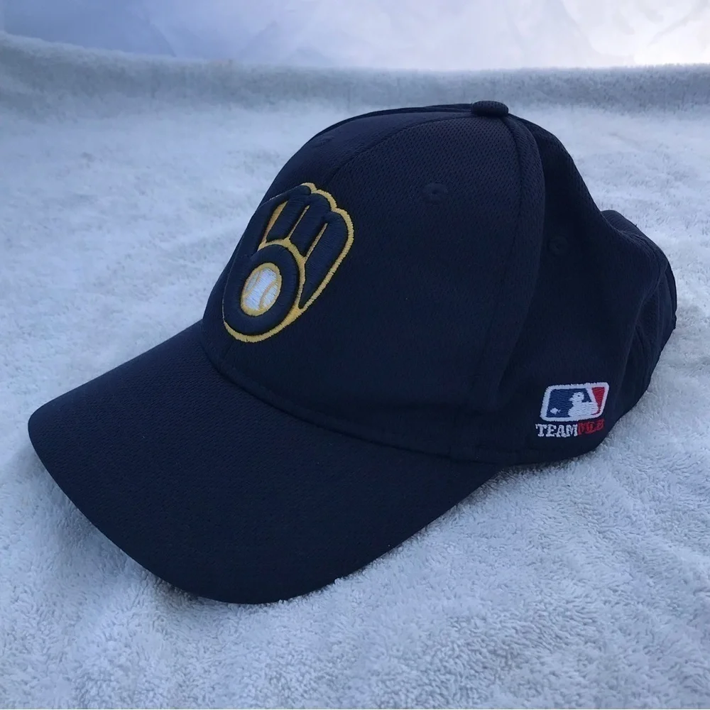 OC Sports - MLB Milwaukee Brewers Adjustable Baseball Cap